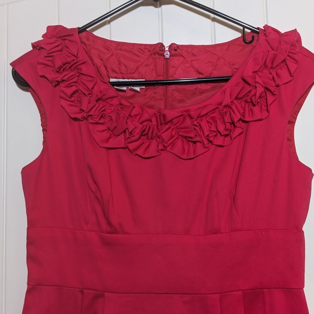 Sleeveless Hot Pink Sheath Dress w/ Ruffled Round Neck & empire waist; 6 Petite - Picture 4 of 5